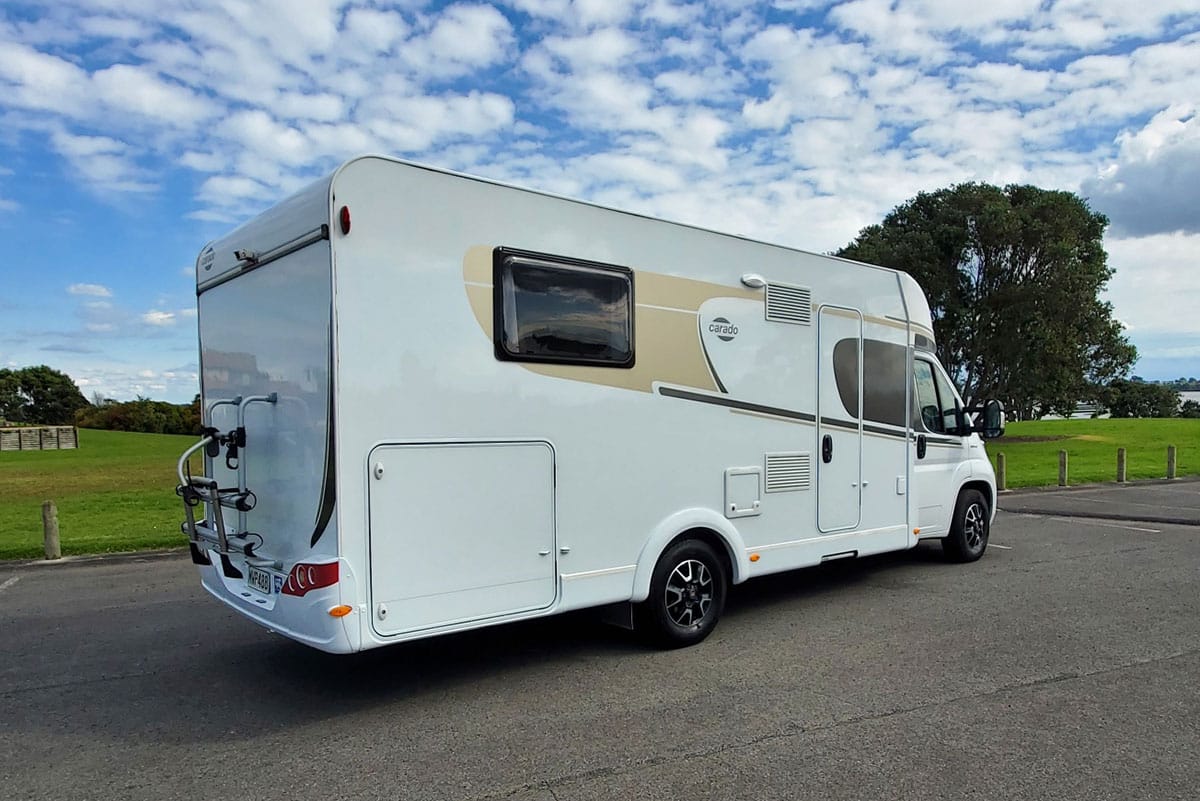 Te Hiiri & Muscles - Kiwi Motorhomes - Premium Motorhome Hire